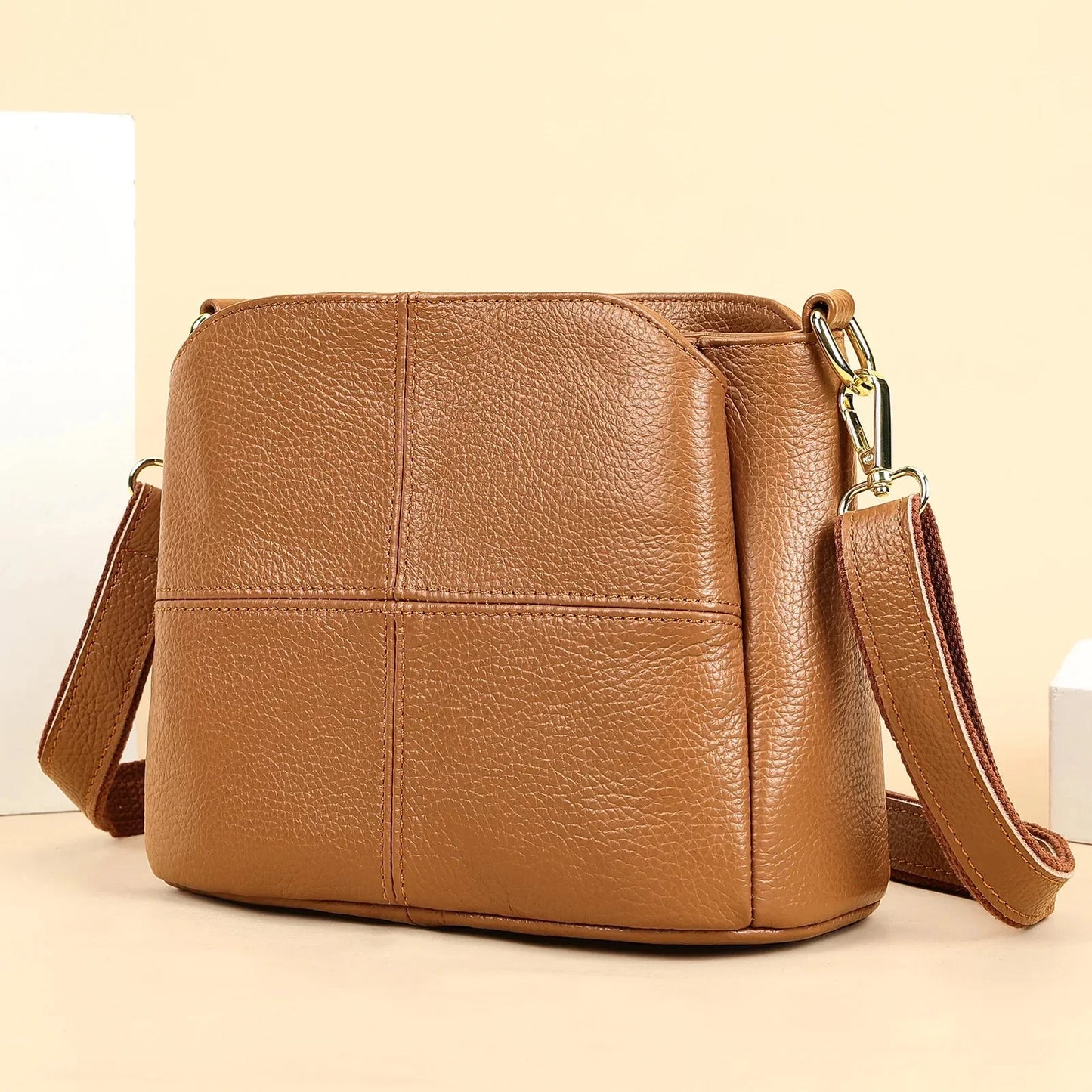 Eloise Royale Women's Leather Bag