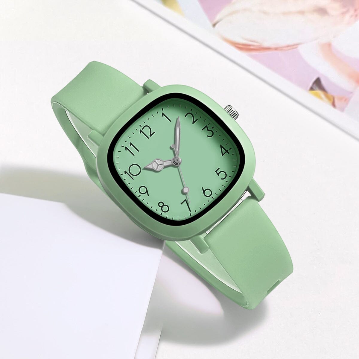 Lizzie Women's Quartz Watch