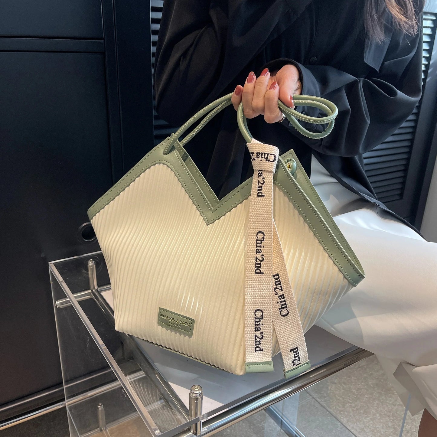 Juliet Leather Shoulder Bag